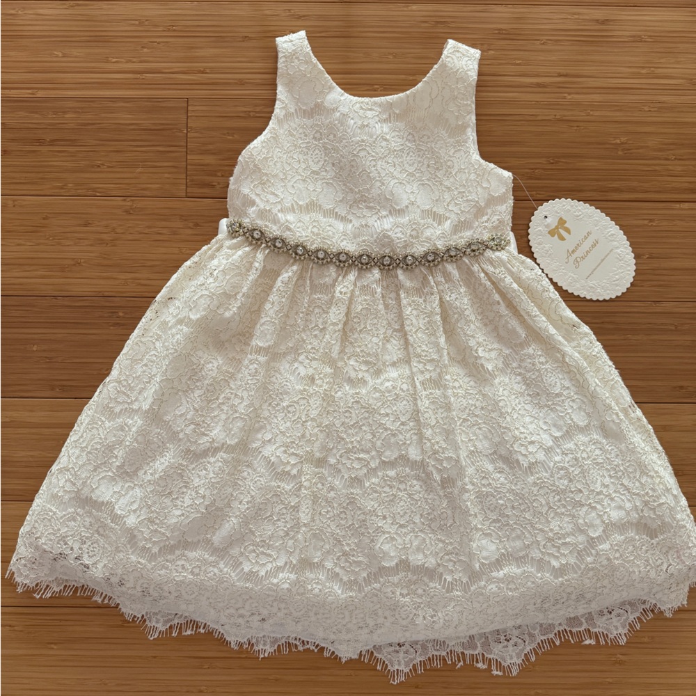 BNWT American Princess 2T Gorgeous Lace Dress